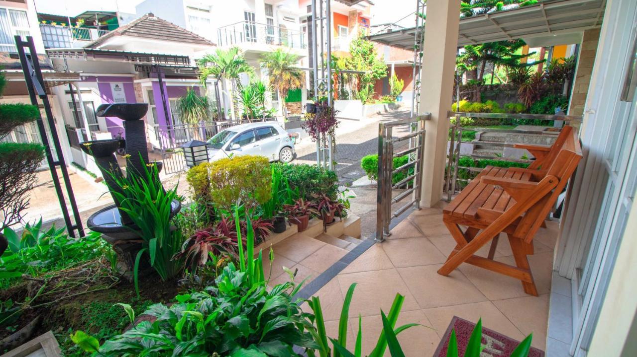 Villa El Nino 5 Bedroom Dengan Rooftop Mountain View Batu  Exterior foto