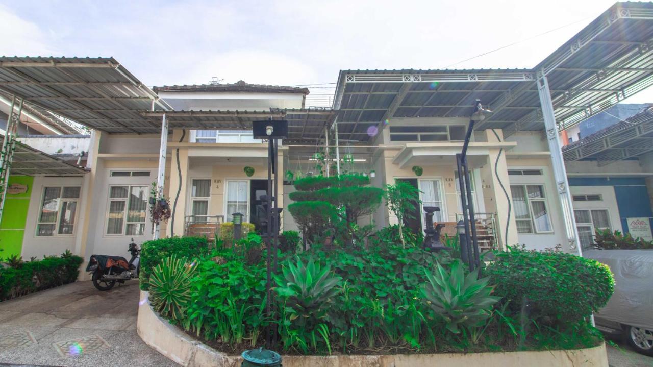 Villa El Nino 5 Bedroom Dengan Rooftop Mountain View Batu  Exterior foto